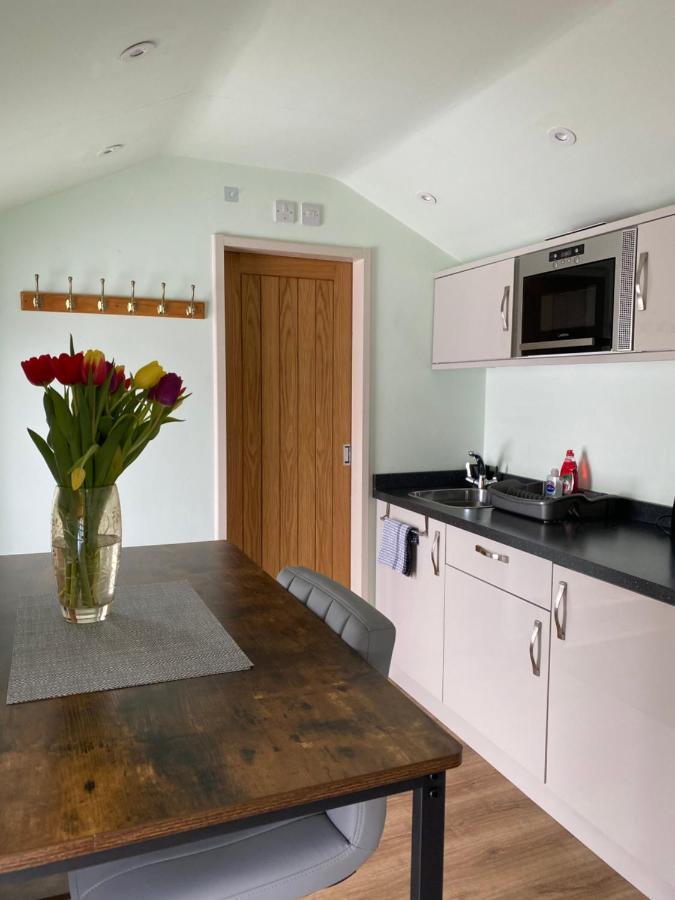 コルチェスターCosy 1 Bed Garden Annexeアパートメント エクステリア 写真